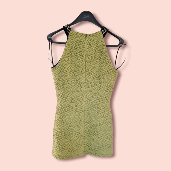 Frank Lyman lime green/black/beaded Textured top.Size uk 10 - Picture 2 of 4